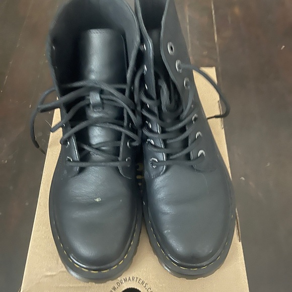 Dr. Martens Shoes - Doc Martens